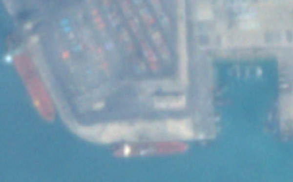 Discrepancies between Reef's real location and its faked journey.